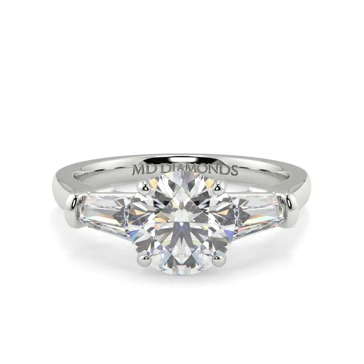 Round With Baguett Trilogy Ring